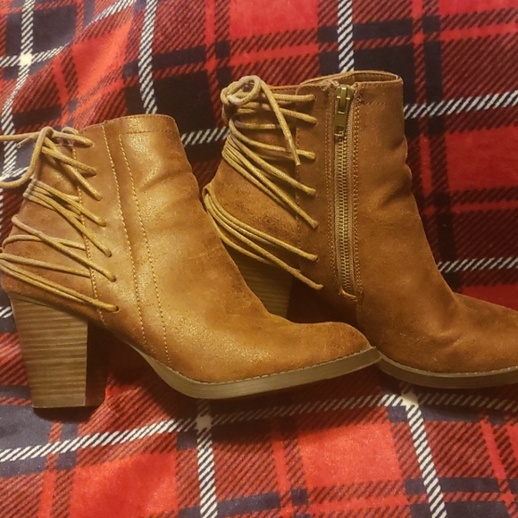 Booties - Picture 3 of 6